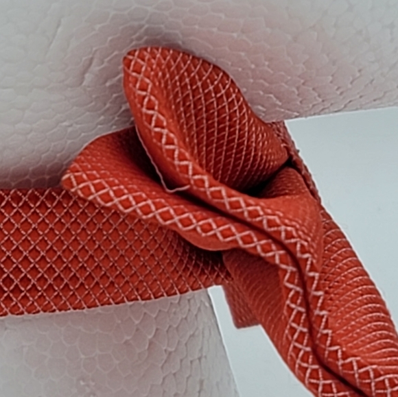 Artisan Made Adjustable Pre-Tied Red Checkered Bow Tie - Picture 5 of 12